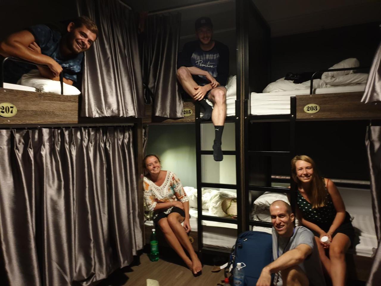 האנוי Vietnam Cheers Hostel מראה חיצוני תמונה